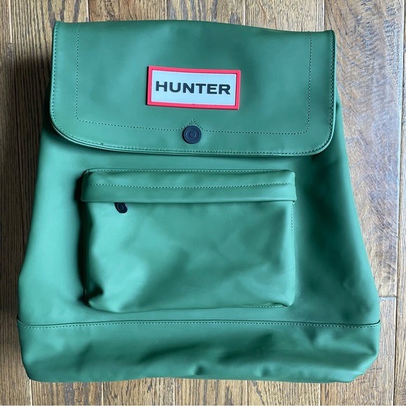 HUNTER for Target Limited Edition PVC Backpack, waterproof, olive, magnet top. - Picture 4 of 16